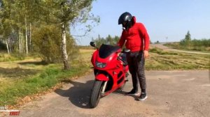 Обзор на Suzuki RF600R