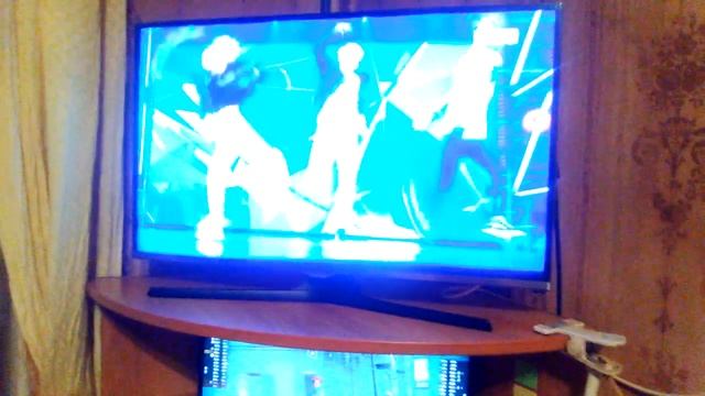 Очень плохо видно...танцы, 5 ноября. Выступили пол песню BTS?NotToday смотреть онлайн