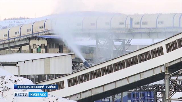 Разрез «Березовский» ЗАО "Стройсервис" впервые в Кузбассе применил снегопушки для пылеподавления смотреть онлайн