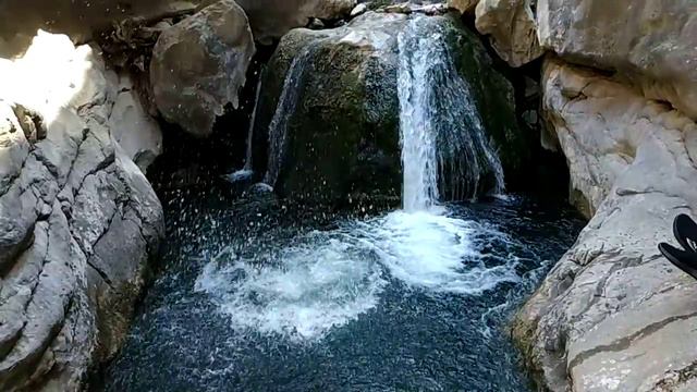 Прыжок в водопад смотреть онлайн