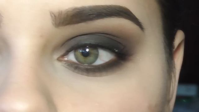 Как клеить накладные ресницы и пучки смотреть онлайн