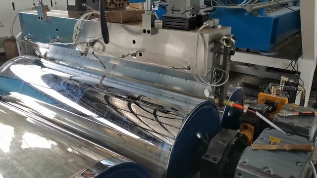 Экструзионная линия по производству листов из ПЭТ, оборуование для производства профлистов из ПЭТ смотреть онлайн