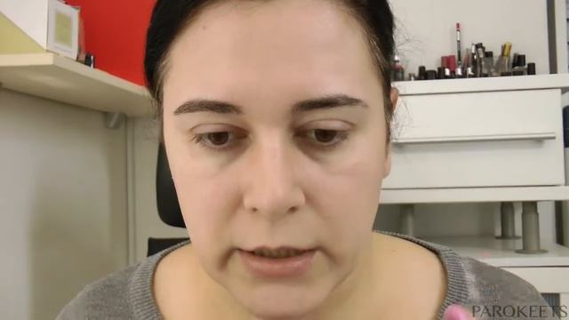 Nanos tekoče podlage/pudra z Beauty Blender gobico смотреть онлайн