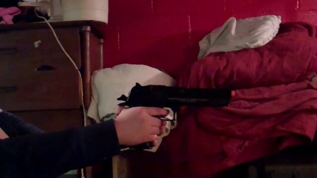 KWC Co2 desert eagle firing 4 of 5. смотреть онлайн