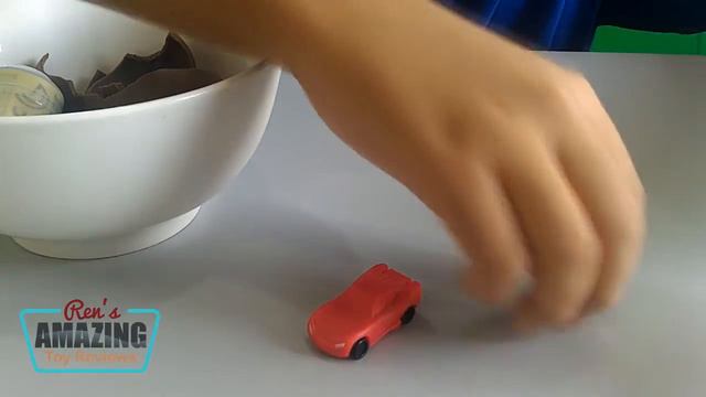 Disney Pixar Cars Zaini Surprise Eggs Opening 004 смотреть онлайн