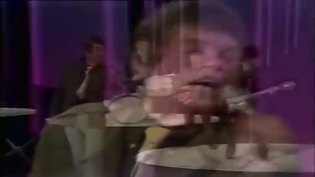 Rolling Stones - Paint It Black Subtitulada en español смотреть онлайн