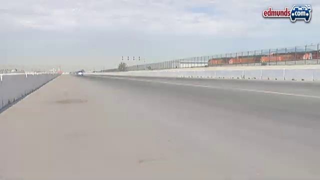 BeetleMania: Volkswagen Beetle Convertible @ the Track смотреть онлайн