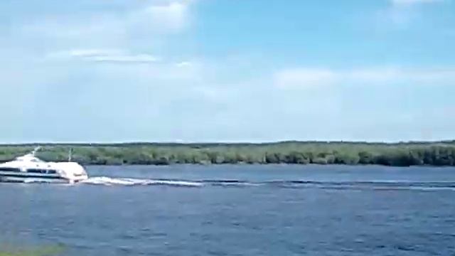 Теплоход Рем Вяхирев смотреть онлайн