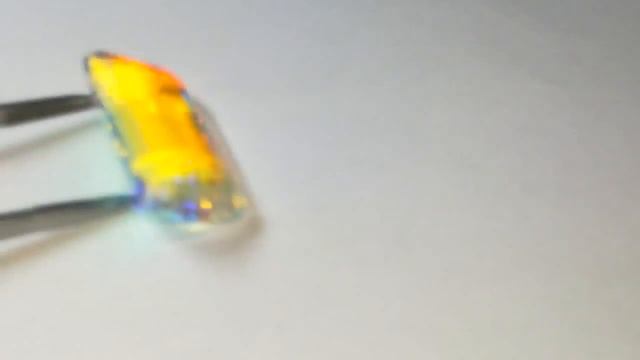 Натуральный радужный кварц 55.00 Ct Сертификат смотреть онлайн