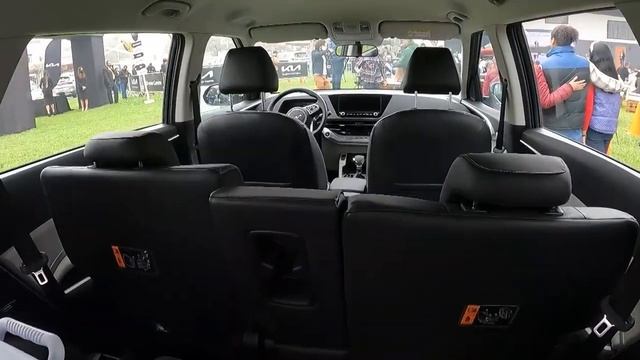 Kia amplía su oferta de SUV || Lanzamiento Nueva Kia Carens 2022 смотреть онлайн