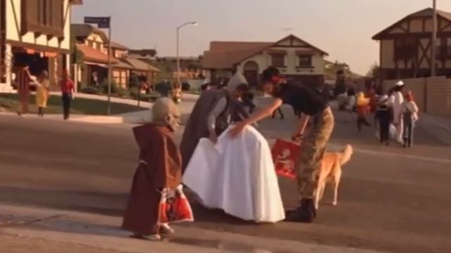 Celebrating a film that MUST be seen before this montage: "E.T: The Extra-Terrestrial" смотреть онлайн