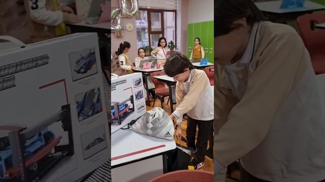 Поздравления и подарочки! ???#подарки #лего смотреть онлайн