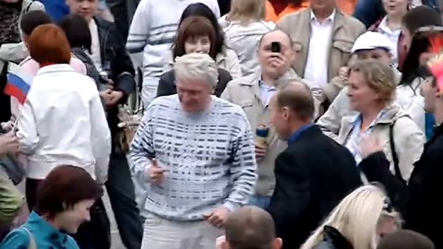 Денис Мажуков группа Офф Бит город Лесной 12.06.10. смотреть онлайн