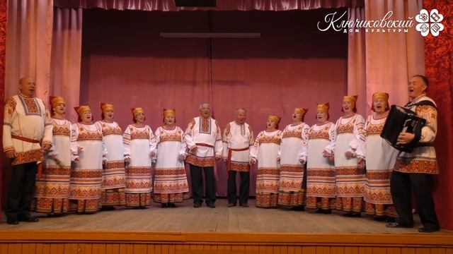 Вокальный ансамбль «Гамаюночка» - В лесу канарейка смотреть онлайн