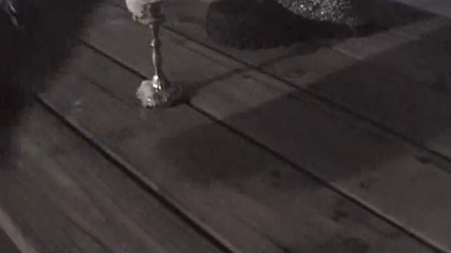 Monty Python and The Holy Grail, Part 8: Knights of the Round Table смотреть онлайн