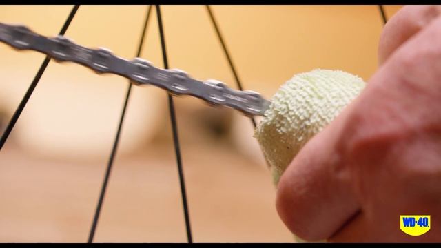 How to protect your bike chain with WD-40 BIKE® All-Conditions Lube смотреть онлайн