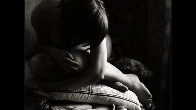 Lotte Kestner-Weak And Powerless смотреть онлайн