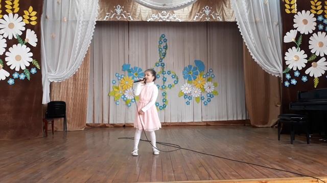 Авчинник Илона "Что за день такой прекрасный" смотреть онлайн