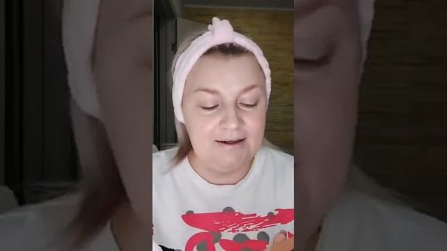 Тест тон-основы Джордани Голд Pure Uforia смотреть онлайн