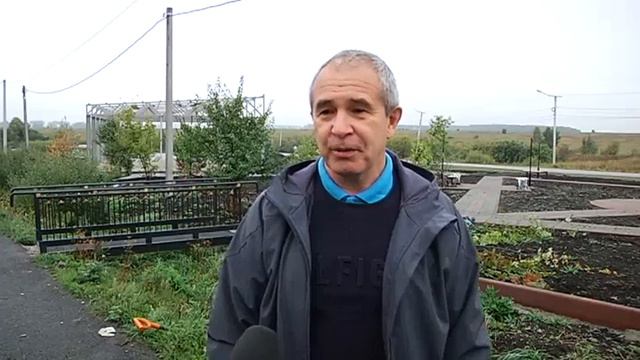 Сквер строится и зеленеет смотреть онлайн