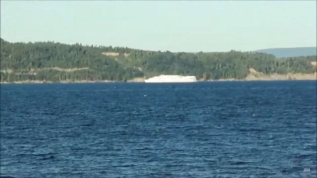 Буксир Озёрный 213 с гружёной баржой 2034, Ф И Панфёров ОТА-930 с Волго-Дон 17 на Белом Яре 27 07 смотреть онлайн