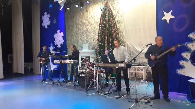 На белом покрывале января - С. Васюта и гр. Сладкий сон (кавер) | ВИА Перекрёсток