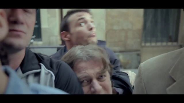 L'avant/après 4G vue par Orange & le Studio Bagel - Le foot à la TV смотреть онлайн