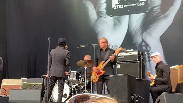 Ville Valo & Agents - Paratiisi