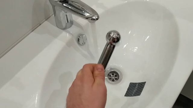 Установка смесителя с гигиеническим душем. Самарская служба сервиса и ремонта "Мастер на Дом" смотреть онлайн