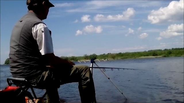 Ловля плотвы на фидер смотреть онлайн