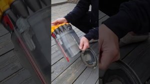 How to use Dyson DC23
