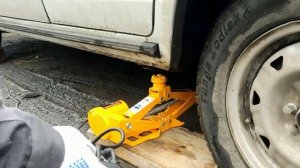 Домкрат автомобильный, электрический, 12V, распаковка, тестирование.