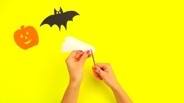 Как сделать украшения к празднику хэллоуин.DIYСоветуем его посмотреть. смотреть онлайн