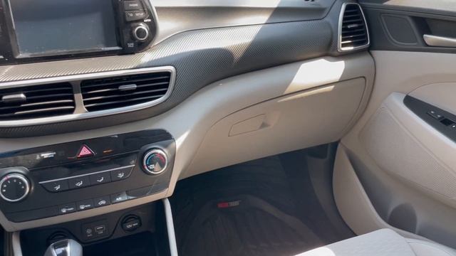 2019 Hyundai Tucson SE AWD смотреть онлайн