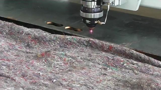 6mm Carbon Steel 500W fiber laser cutting machine/станок для лазерной резки с волоконным лазером смотреть онлайн