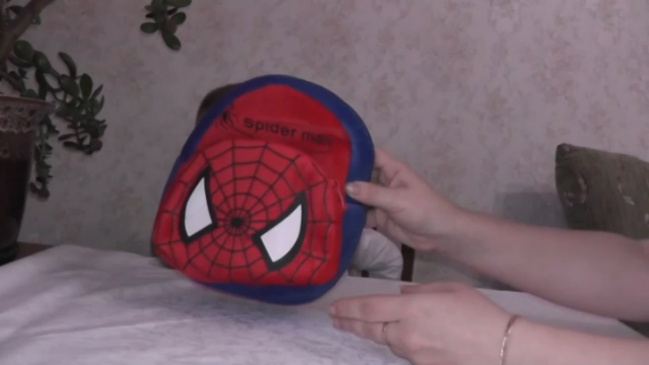 Посылка с ALIEXPRESS Посылка из Китая Рюкзак Человек-паук смотреть онлайн