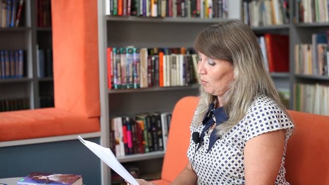 Интервью с Галиной Евгеньевной Дмитриевой . Клуб библиофилов. смотреть онлайн