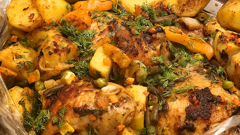 Когда хочу ВКУСНЫЙ УЖИН, но МАЛО ВРЕМЕНИ, готовлю ЭТО БЛЮДО! СОЧНАЯ КУРИЦА С ОВОЩАМИ В ДУХОВКЕ . смотреть онлайн