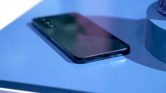 Samsung Galaxy S23 FE - SURPRISE SURPRISE смотреть онлайн