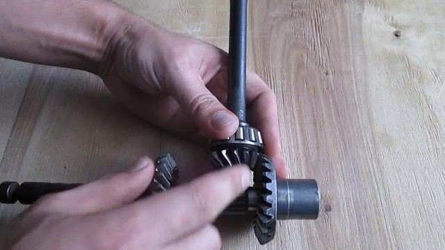 Роль шестерни заднего хода в работе редуктора плм ВИХРЬ смотреть онлайн