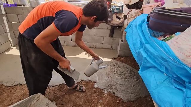 Setting Our Kitchen's Ground: Cementing the Floor | Nomad Life with Chavil ?️? смотреть онлайн