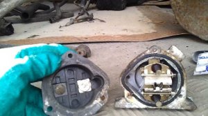 Не выбрасывайте авто выключатель массы. Ремонт просто.