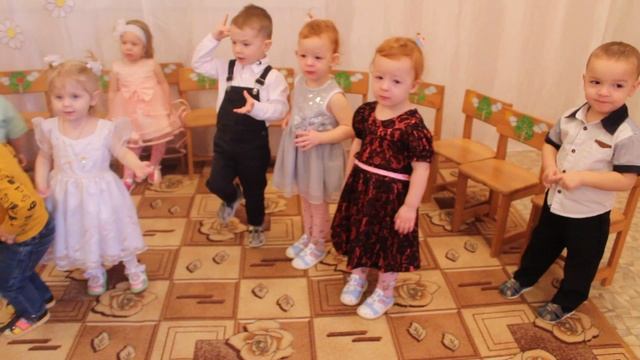 Наш подарок мамочке