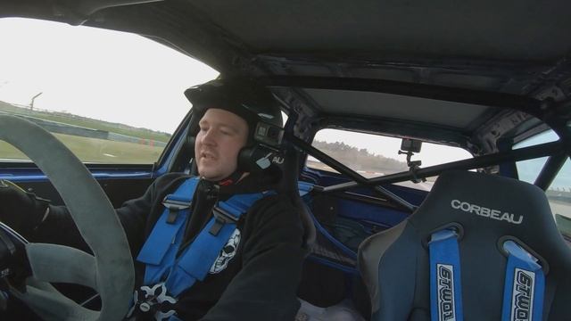 Jack's *270bhp* Mk4 Golf R32! *RAW V6 GOODNESS* ? - On Track Review смотреть онлайн