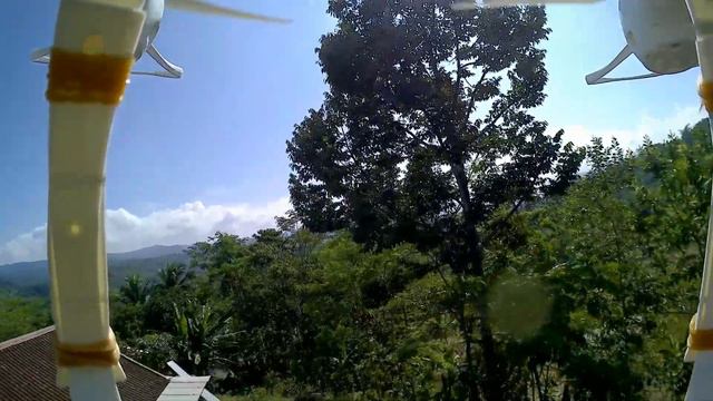 First flight menggunakan drone syma X8SW plus BPRO AE MARK II смотреть онлайн