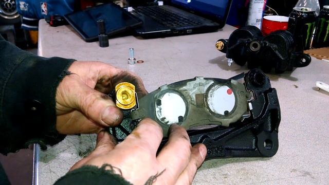 Front brake pad replacement 2003-2014 Subaru Outback Legacy caliper Install, remove or replace roto смотреть онлайн