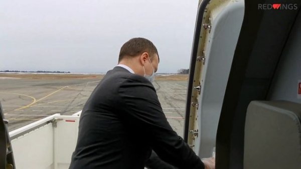 Открытие и закрытие двери самолета: Red Wings, SmartAvia, Ural Airlines, Аэрофлот, Россия, Руслайн