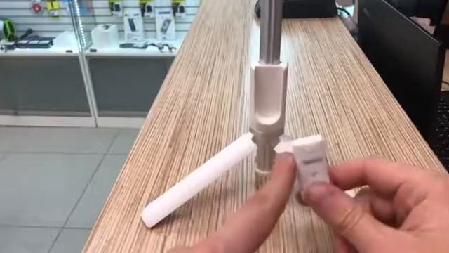 НАЙДИ ЛУЧШЕ... МОНОПОД СО ШТАТИВОМ Remax P9 Bluetooth смотреть онлайн