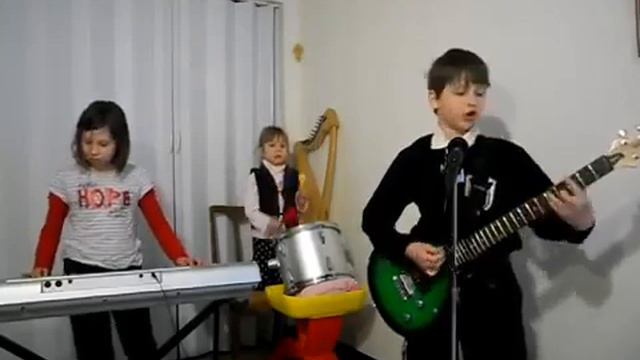 Молодая группа смотреть онлайн