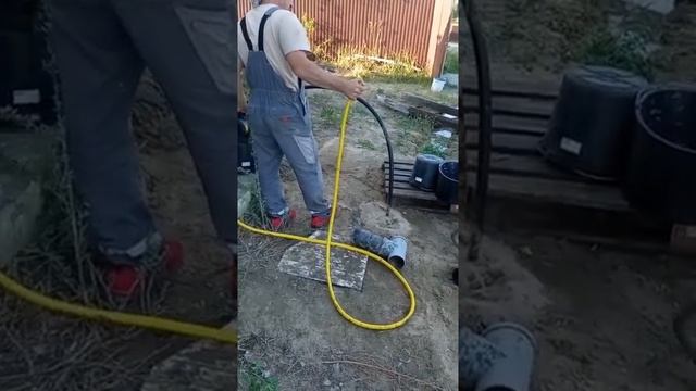 Промывка абиссинской скважины. Новосибирск. смотреть онлайн